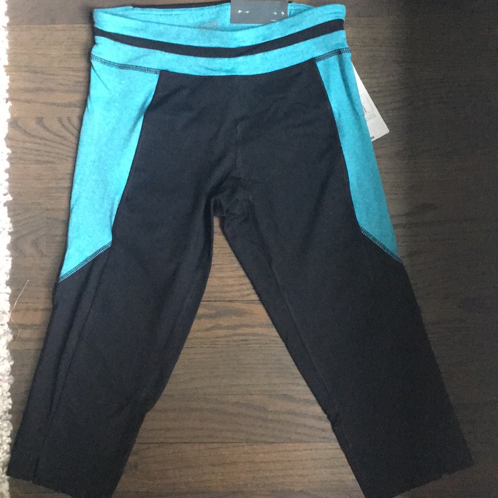 NWT Champion DuoDry Max knee workout leggings